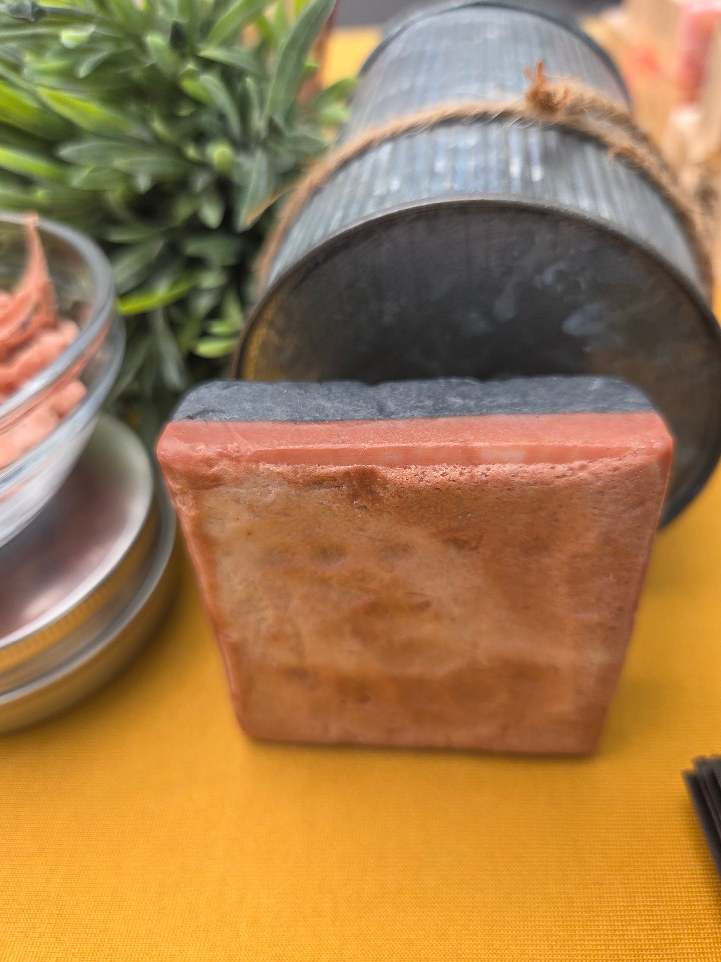Facial Mask Bar - Moroccan Red Clay/Activated Charcoal