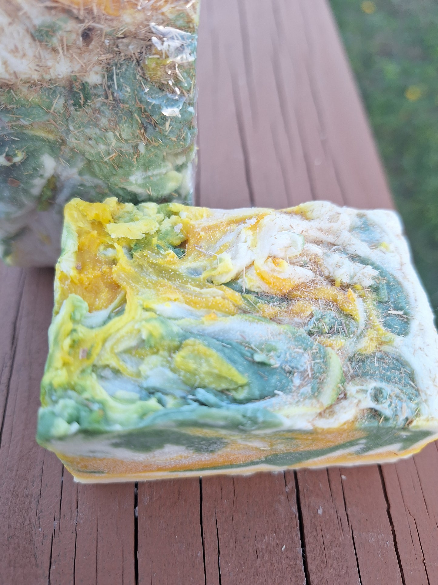 Spearmint and Lemongrass with Aloe & Basil - (LARGE BAR)
